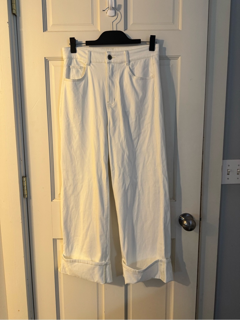 NWT Halara Flex High-Rise Rolled-Hem Wide-Leg Jeans M